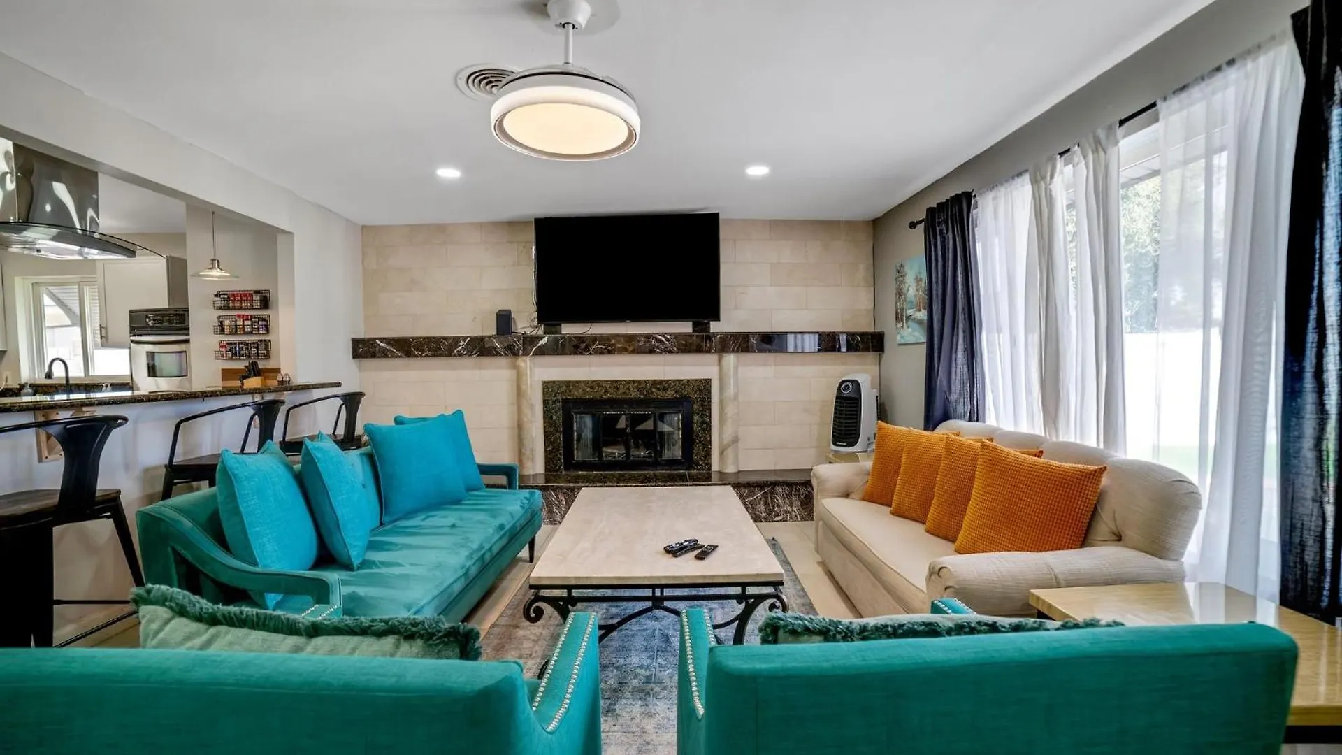 Las Vegas Retreat - 5 Mins From The Strip Home 0*, ラスベガス