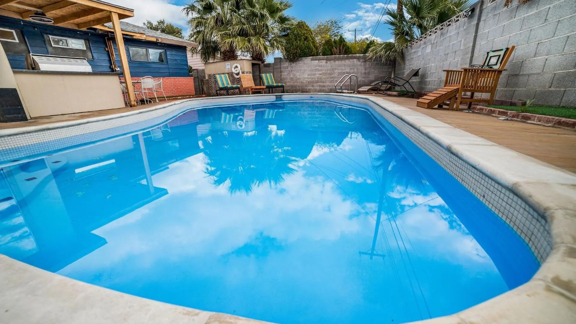 Las Vegas Retreat - 5 Mins From The Strip Home 別荘